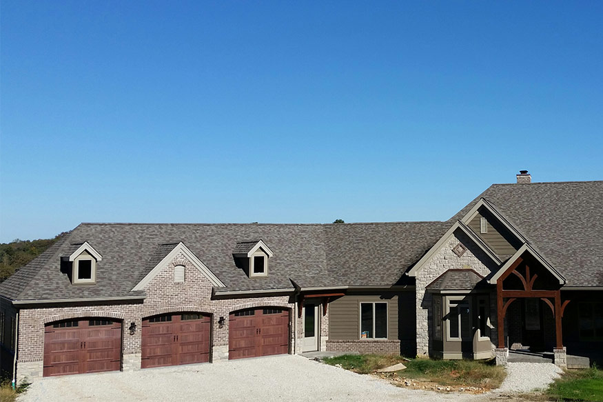 elegant missouri river ranch exterior 2 Elegant Missouri River Ranch