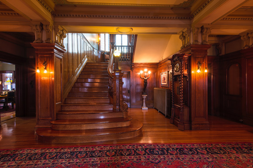 mcm entryway Magic Chef Mansion